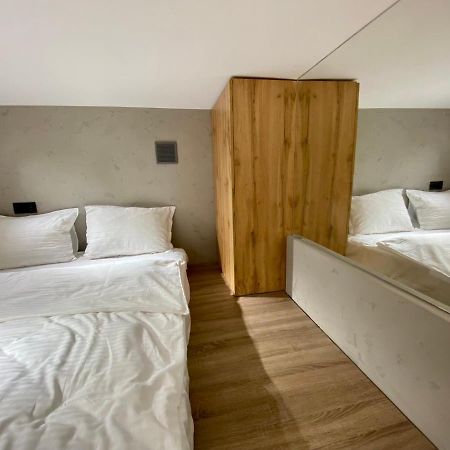 Leogrand Apartments On Filatova 12 Lviv Bagian luar foto